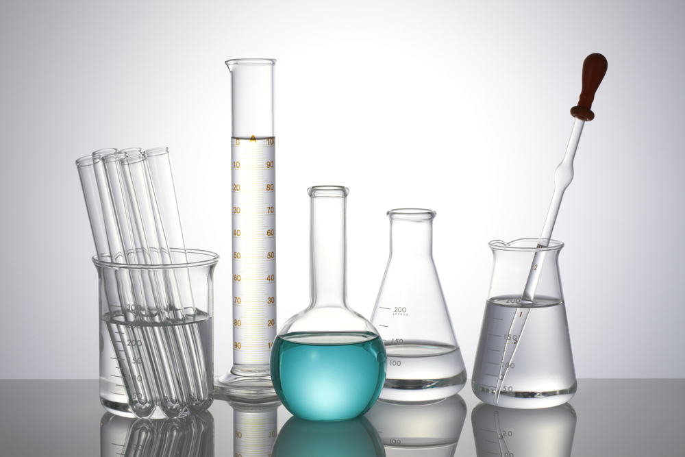 10 laboratory glassware